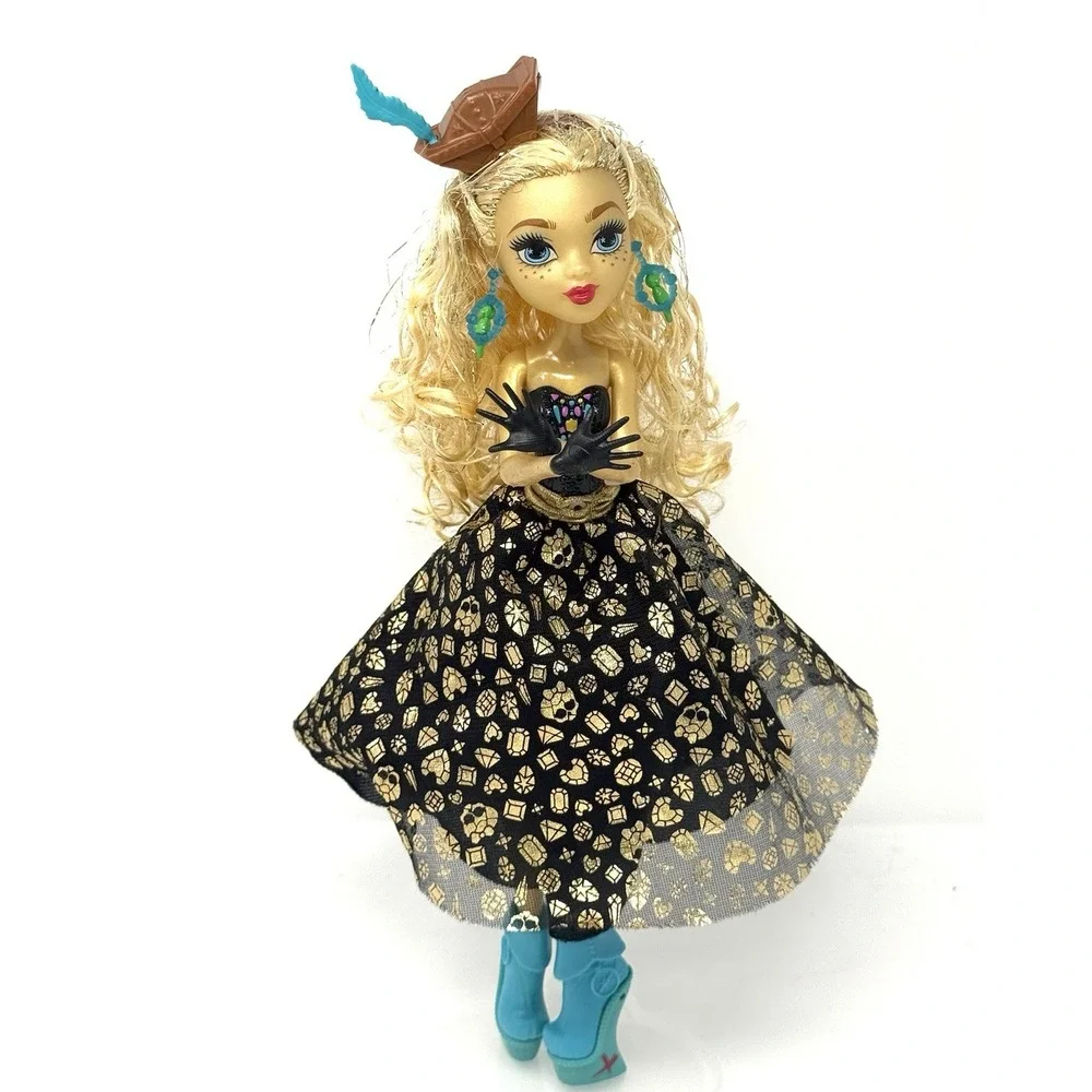 Monster High Shriekwrecked Dayna Treasura Jones Doll 2016 Mattel DTV93